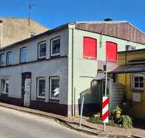 Haus zum Kaufen in Elmshorn 97.000,00 € 100 m²