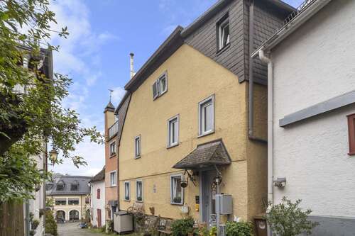 Foto - Haus zum Kaufen in Königstein i. Ts. 645.000,00 € 256 m²