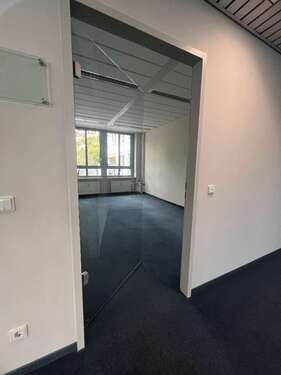 Foto - Büro in Hallbergmoos 2.359,00 € 362 m²