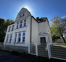 Haus zum Kaufen in Marl 670.000,00 € 368.19 m²