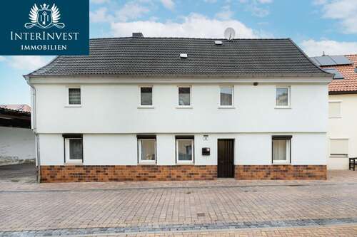 Foto - Haus zum Kaufen in Hecklingen 99.000,00 € 127 m²