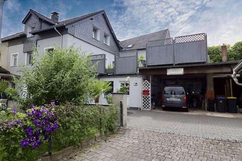 Foto - Haus zum Kaufen in Solingen 435.000,00 € 288 m²