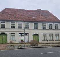 Haus zum Kaufen in Tessin 65.000,00 € 220 m²