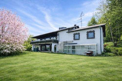 Foto - Haus zum Kaufen in Wilhelmsdorf 485.000,00 € 326 m²
