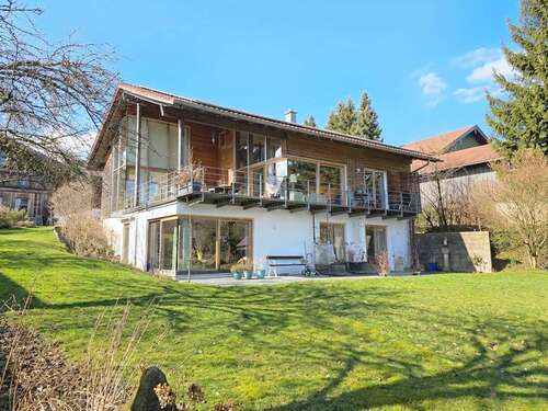 Foto - Haus zum Kaufen in Chieming 2.490.000,00 € 355 m²