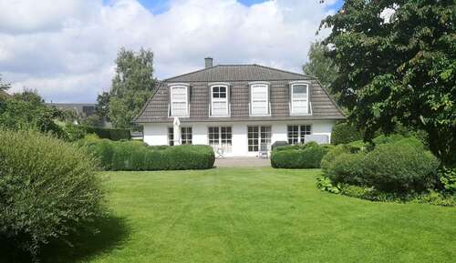 Foto - Haus zum Kaufen in Klein Offenseth-Sparrieshoop 1.150.000,00 € 218 m²