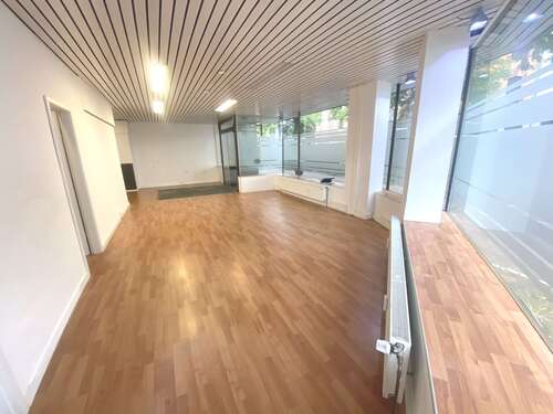 Foto - Büro in Köln 1.200,00 € 125 m² - 1.200,00&nbsp;EUR Kaltmiete, ca.&nbsp; 125,00&nbsp;m&sup2;