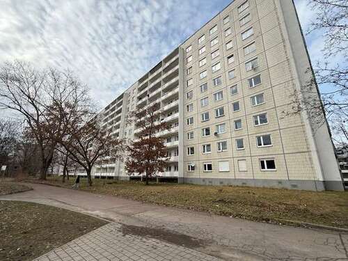 Foto - Wohnung zum Mieten in Halle 495,00 € 69 m²