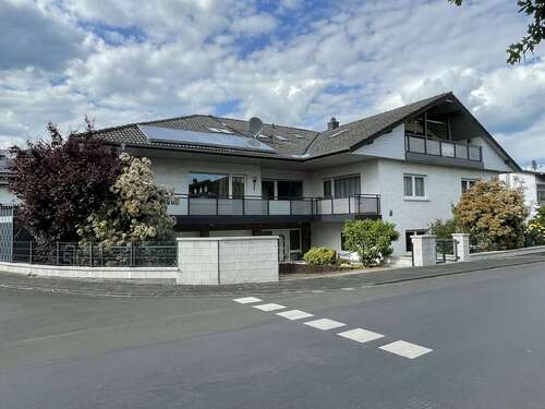 Foto - Haus zum Kaufen in Lahnau Atzbach 850.000,00 € 459 m²