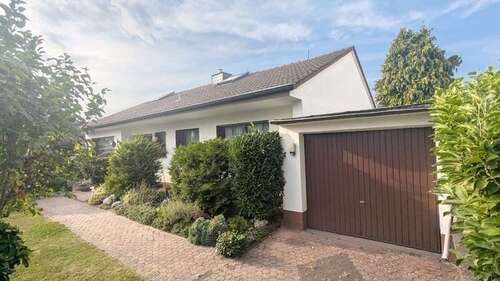 Foto - Haus zum Kaufen in Niederkassel 486.200,00 € 114 m²