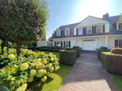 Foto - Haus zum Kaufen in Meerbusch 4.950.000,00 € 630 m²