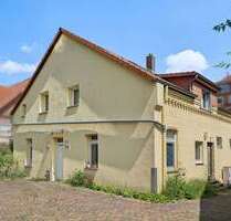 Haus zum Kaufen in Laatzen 330.000,00 € 203 m²