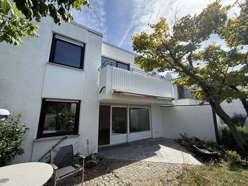 Foto - Haus zum Mieten in Wiesbaden 2.190,00 € 128 m²
