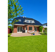 Haus zum Kaufen in Blankenfelde-Mahlow 815.000,00 € 190 m²