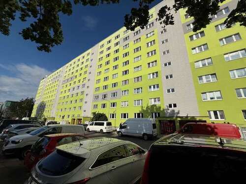 Foto - Wohnung zum Mieten in Magdeburg 440,00 € 65.92 m²