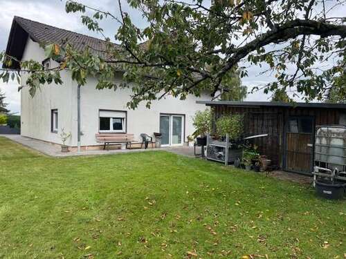 Foto - Haus zum Kaufen in Etzbach-Heckenhof 298.880,00 € 220 m²