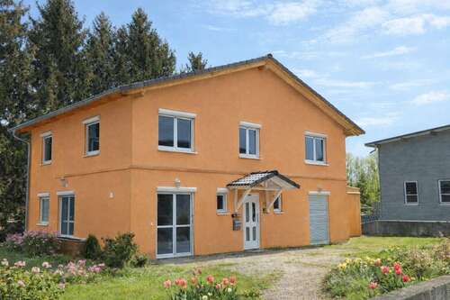 Foto - Haus zum Kaufen in Ochsenhausen 480.000,00 € 177 m²