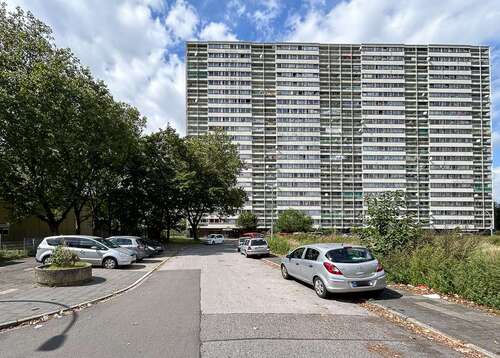 Foto - Wohnung zum Kaufen in Duisburg 20.000,00 € 84 m²
