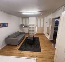 Büro in Berlin 700,00 € 35 m² - 700,00&nbsp;EUR Kaltmiete, ca.&nbsp; 35,00&nbsp;m&sup2; in Berlin (PLZ: 10997)