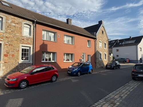Foto - Haus zum Kaufen in Stolberg 449.500,00 € 290 m²