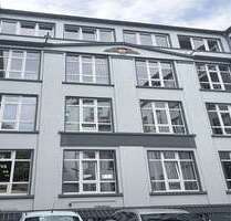 Haus zum Kaufen in Krefeld 2.150.000,00 € 687 m²