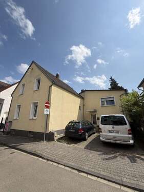 Foto - Haus zum Kaufen in Budenheim 525.000,00 € 194.02 m²