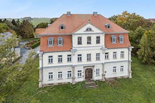 Foto - Haus zum Kaufen in Leutersdorf 620.000,00 € 750 m²