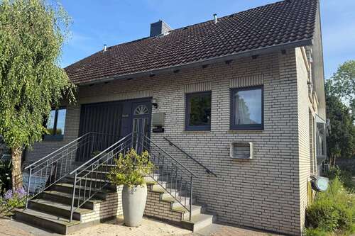 Foto - Haus zum Mieten in Buxtehude 1.650,00 € 215 m²