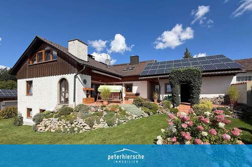 Foto - Haus zum Kaufen in Essenbach-Mirskofen 755.000,00 € 180 m²