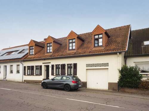 Foto - Haus zum Kaufen in Mandelbachtal 249.000,00 € 177 m²