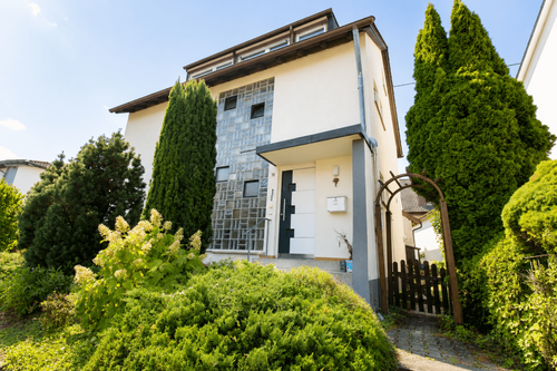 Foto - Haus zum Kaufen in Leinfelden-Echterdingen 499.000,00 € 117.67 m²
