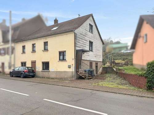 Foto - Haus zum Kaufen in Merchweiler 95.000,00 € 105 m²