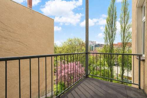 Foto - Wohnung zum Mieten in Halle 750,00 € 89 m²