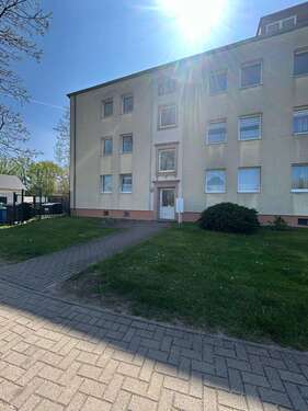 Foto - Wohnung zum Mieten in Calbe 430,00 € 61.44 m²