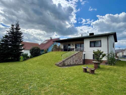 Foto - Haus zum Kaufen in Obrigheim 299.000,00 € 155.13 m²