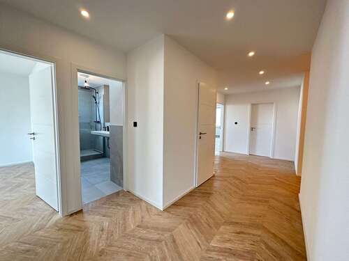 Foto - Wohnung zum Mieten in Augsburg 1.580,00 € 105 m²