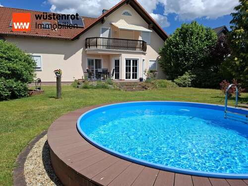 Foto - Haus zum Kaufen in Bernsdorf 390.000,00 € 210.72 m²