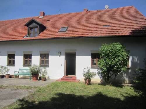 Foto - Haus zum Kaufen in Pfeffenhausen 1.090.000,00 € 150 m²