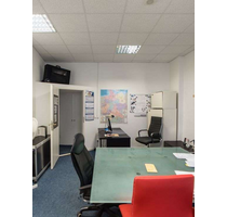 Büro in Berlin 2.300,00 € 131.03 m²