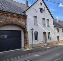 Haus zum Kaufen in Bad Lauchstädt OT Schafstädt 334.000,00 € 300 m²