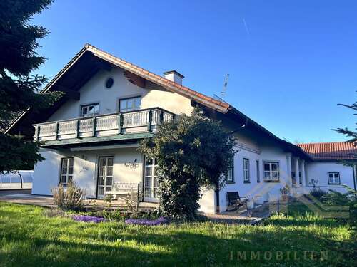 Foto - Haus zum Kaufen in Obertaufkirchen 1.076.000,00 € 368 m²