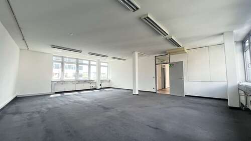 Foto - Büro in Berlin 3.947,22 € 219.29 m²