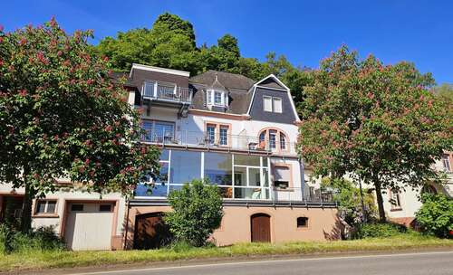 Foto - Haus zum Kaufen in Alf 395.000,00 € 328 m²