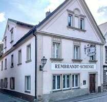 Haus zum Kaufen in Bad Berneck im Fichtelgebirge 215.000,00 € 396 m²