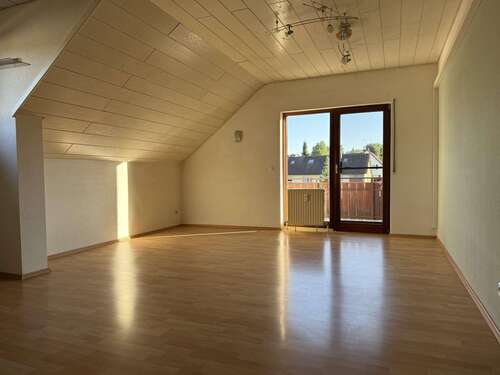 Foto - Wohnung zum Mieten in Obersulm 1.050,00 € 97.11 m²