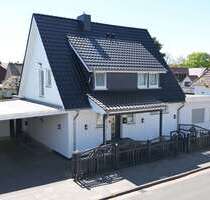 Haus zum Kaufen in Bremen 750.000,00 € 195.66 m²