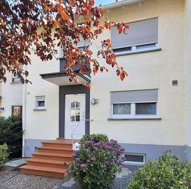 Foto - Haus zum Kaufen in Hainburg Klein-Krotzenburg 639.000,00 € 200 m²