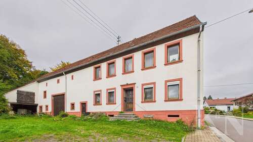 Foto - Haus zum Kaufen in Marpingen 99.000,00 € 156.94 m²