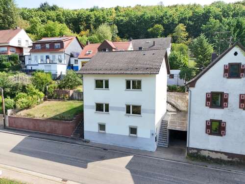 Foto - Haus zum Kaufen in Ginsweiler 99.000,00 € 133 m²