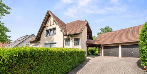 Foto - Haus zum Kaufen in Eichstetten am Kaiserstuhl 930.000,00 € 245 m²